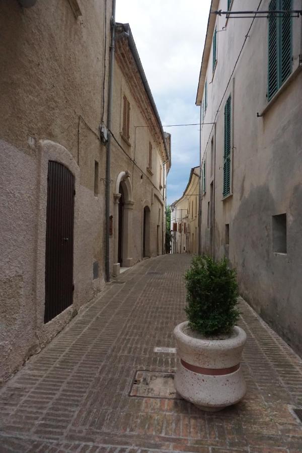 Palazzo De Fabritiis Bed & Breakfast Rosciano  Exterior photo